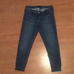 Soft/cotton feel like-new denim
